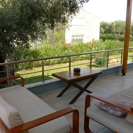 Villa Arhondula